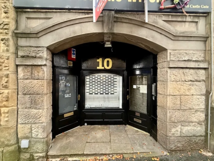Property for Auction in North West - Flat 3, Castlegate House, Castlegate, Clitheroe, Lancashire BB7 1AZ