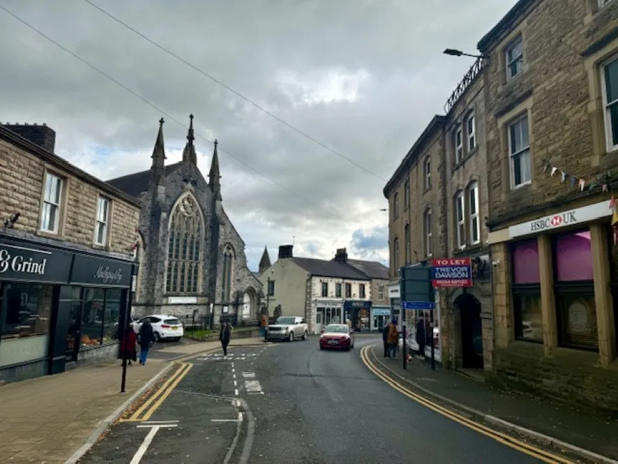 Property for Auction in North West - Flat 3, Castlegate House, Castlegate, Clitheroe, Lancashire BB7 1AZ