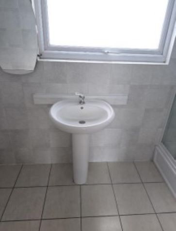 Property for Auction in North West - Flat 14, 23-25 Biscot Road, Luton, Bedfordshire LU3 1AH