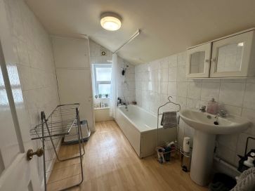 Property for Auction in North West - 1-3 London Road, Buxton, Derbyshire SK17 9PA