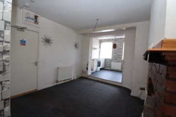 Property for Auction in North West - Flat 1, 16 Clifton Drive, Blackpool, Lancashire FY4 1NX