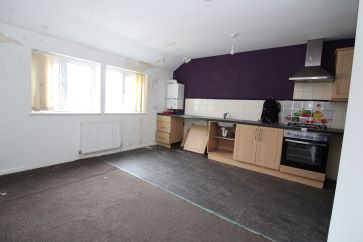 Property for Auction in North West - Flat 4, 16 Clifton Drive, Blackpool, Lancashire FY4 1NX