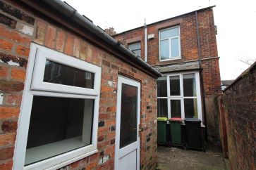 Property for Auction in North West - 136 Kent Street, Preston, Lancashire PR1 1PE
