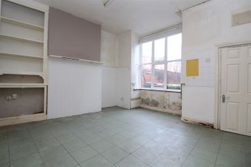 Property for Auction in North West - 136 Kent Street, Preston, Lancashire PR1 1PE