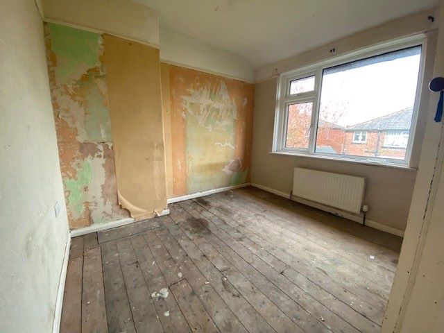 Farnworth, Bolton, Lancashire, BL4 0EL - Online Auctions