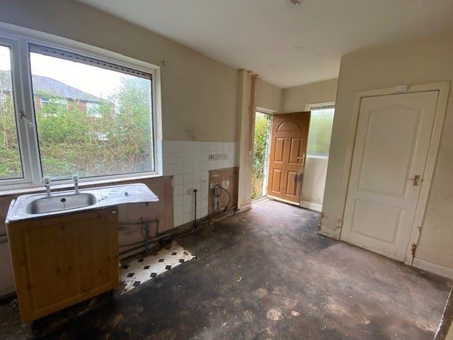 Farnworth, Bolton, Lancashire, BL4 0EL - Online Auctions