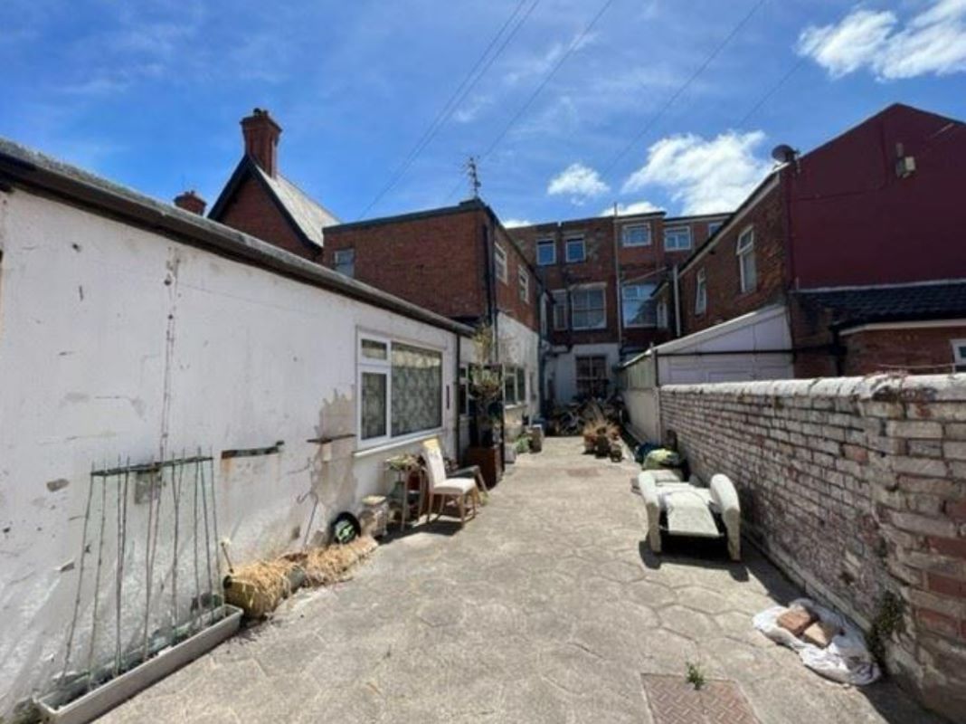 Arlen Hotel, Blackpool, Lancashire, FY1 4QS - Online Auctions