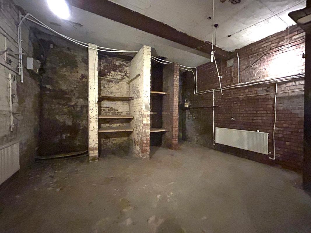 Withington, Manchester, Lancashire, M20 1BH - Online Auctions