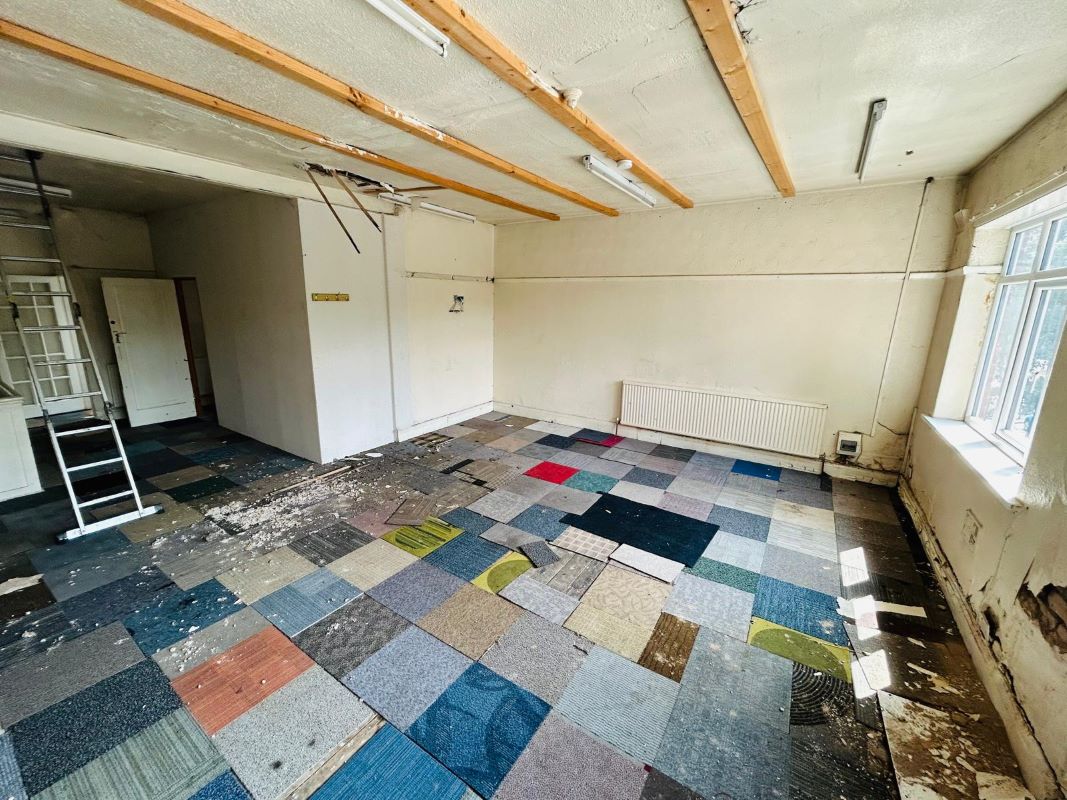 Withington, Manchester, Lancashire, M20 1BH - Online Auctions
