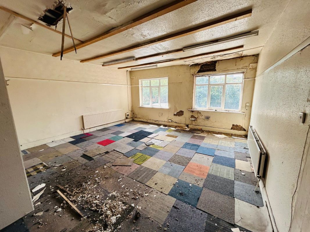 Withington, Manchester, Lancashire, M20 1BH - Online Auctions