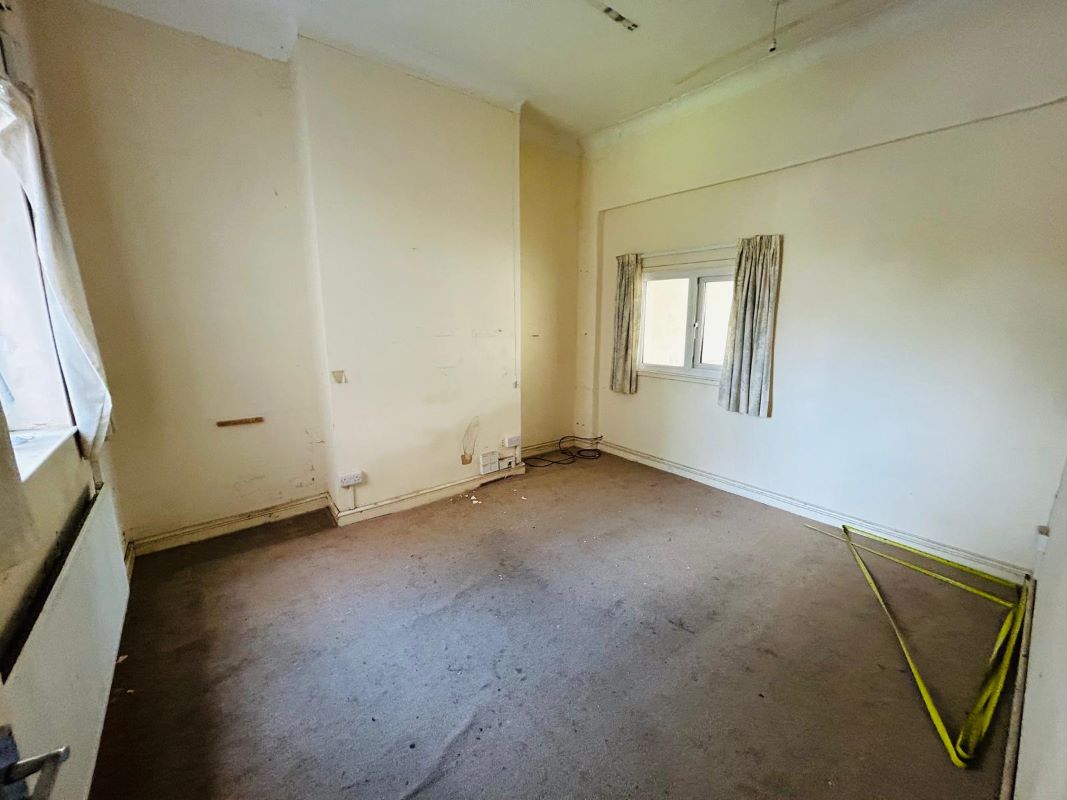 Withington, Manchester, Lancashire, M20 1BH - Online Auctions