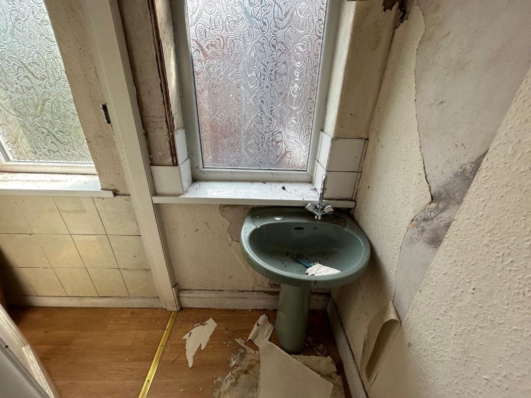 Withington, Manchester, Lancashire, M20 1BH - Online Auctions