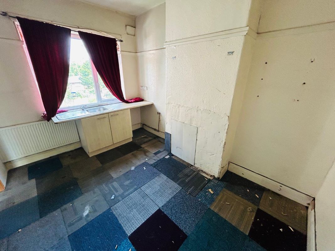 Withington, Manchester, Lancashire, M20 1BH - Online Auctions