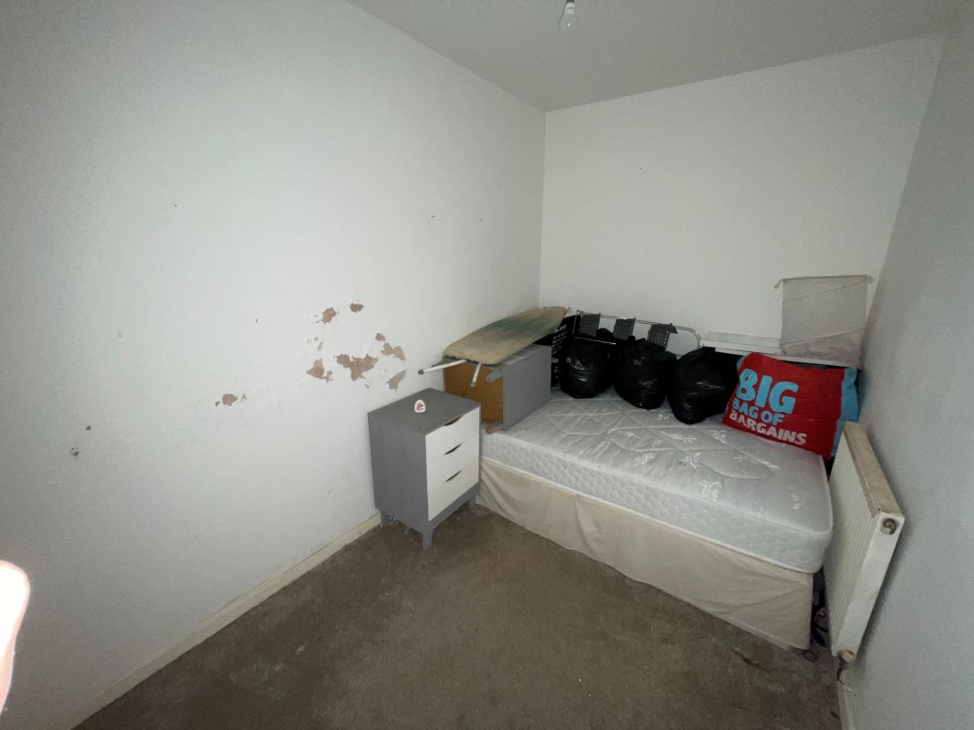 16 Clifton Drive, Blackpool, Lancashire, FY4 1NX - Online Auctions