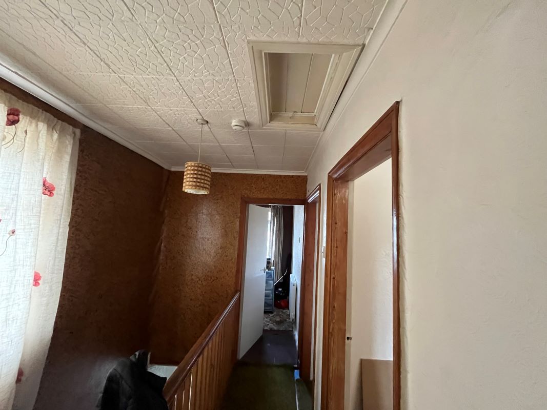 Wolverhampton, West Midlands, WV6 8AF - Online Auctions