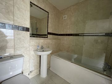 Property for Auction in North West - 2C Sussex Heights, St. Margarets Place, Brighton, East Sussex BN1 2FQ