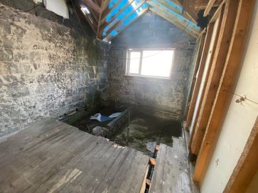 Property for Auction in North West - 6 Cranberry Close, Darwen, Lancashire BB3 2HR