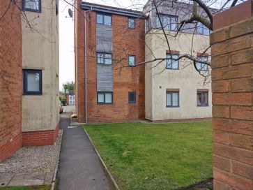Property for Auction in North West - 8 Mere Rise, Arbour Walk, Helsby, Frodsham, Cheshire WA6 0FN