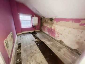 Property for Auction in North West - 73 Eleanor Street, Grimsby, Lincolnshire DN32 8AF