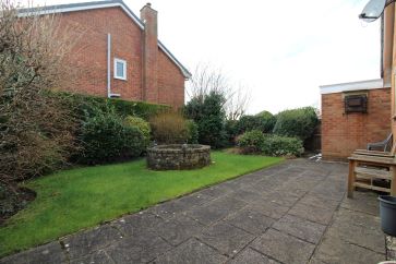 Property for Auction in North West - 71 Greenacres, Fulwood, Preston, Lancashire PR2 7DB