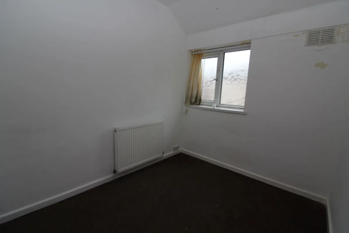 16 Clifton Drive, Blackpool, Lancashire, FY4 1NX - Online Auctions
