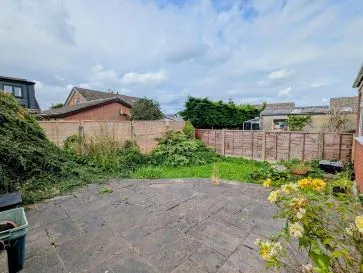 Property for Auction in North West - 8 Hollies Close, Catterall, Preston, Lancashire PR3 0LR