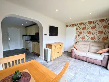 Property for Auction in North West - 8 Hollies Close, Catterall, Preston, Lancashire PR3 0LR