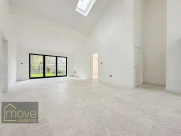 Property for Auction in North West - 31 Beech Court, Liverpool, Merseyside L18 3JZ