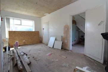 Property for Auction in North West - 14 Kingsway, Ashton-On-Ribble, Preston, Lancashire PR2 1SP