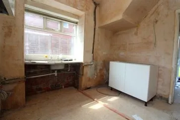 Property for Auction in North West - 14 Kingsway, Ashton-On-Ribble, Preston, Lancashire PR2 1SP