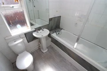Property for Auction in North West - 132 Caunce Street, Blackpool, Lancashire FY1 3NG