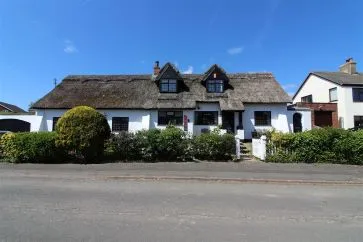 Property for Auction in North West - Hill House Cottage, 8 Grange Lane, Newton with Clifton, Lancashire PR4 3RS