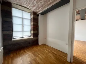 Property for Auction in North West - Apartment 318, Silk Warehouse, Lilycroft Road, Bradford, West Yorkshire BD9 5BD