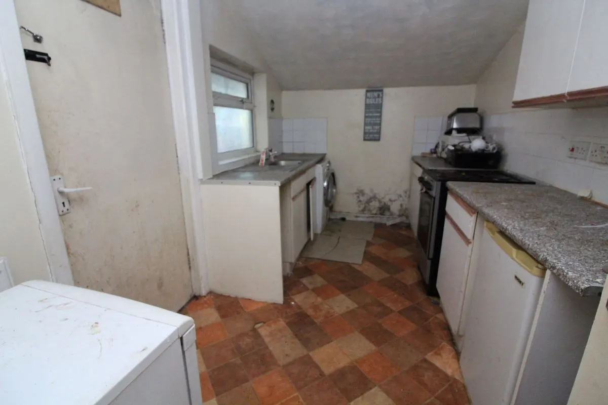 Wigan, Lancashire, WN5 9AW - Online Auctions