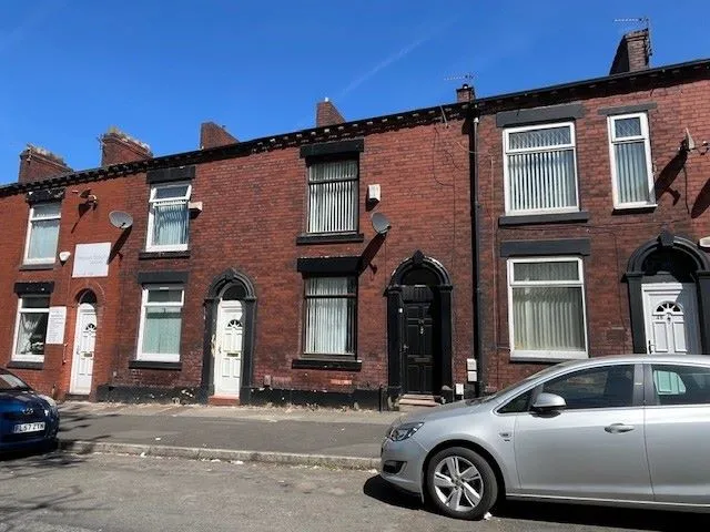 Chadderton, Oldham, Lancashire, OL1 2PW - Online Auctions