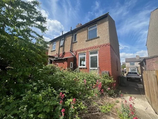 Huddersfield, West Yorkshire, HD1 4QP - Online Auctions