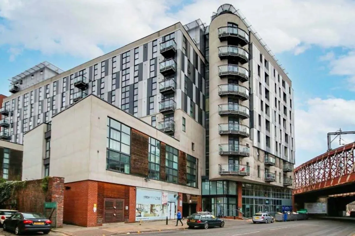 Fresh Apartments, Salford, Lancashire, M3 6AF - Online Auctions
