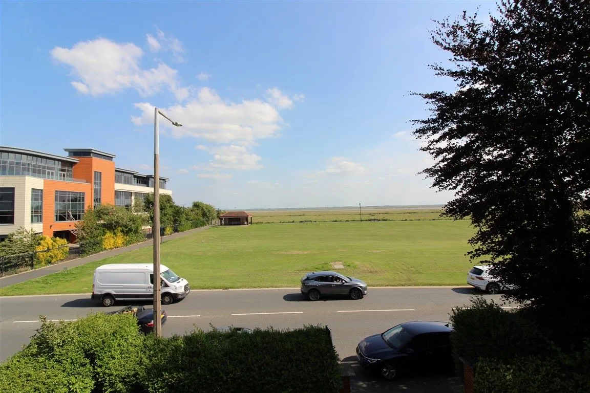Lytham St. Annes, Lancashire, FY8 5EY - Online Auctions