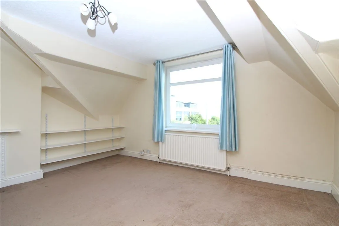 Lytham St. Annes, Lancashire, FY8 5EY - Online Auctions