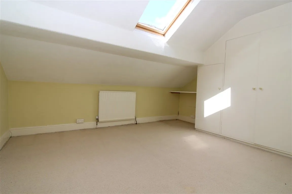 Lytham St. Annes, Lancashire, FY8 5EY - Online Auctions