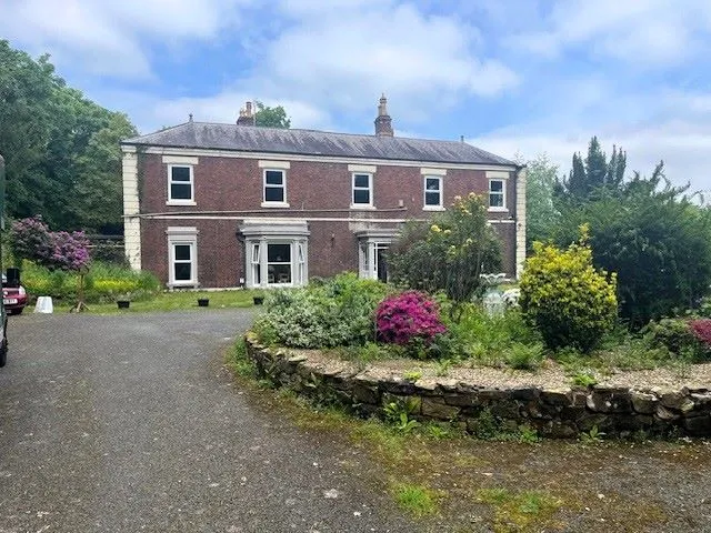 Oak Alyn Hall, Mold Road, Cefn-y-Bedd, Gwersylit, Wrexham, Clwyd, LL12 9US - Online Auctions