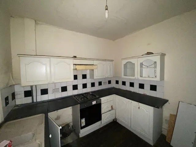 Burnley, Lancashire, BB10 1EF - Online Auctions