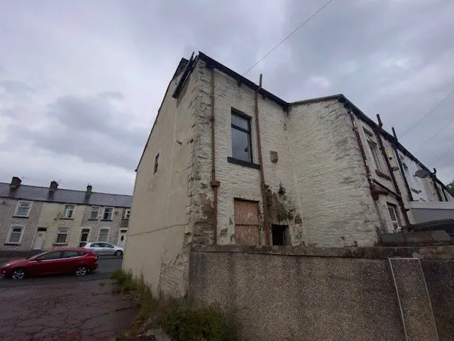 Burnley, Lancashire, BB10 1EF - Online Auctions