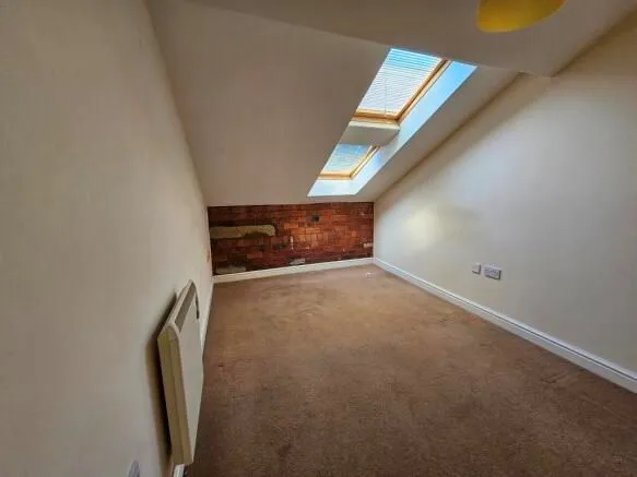 Cleckheaton, West Yorkshire, BD19 4DJ - Online Auctions