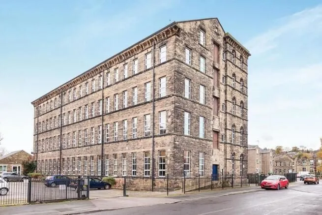 Cleckheaton, West Yorkshire, BD19 4DJ - Online Auctions