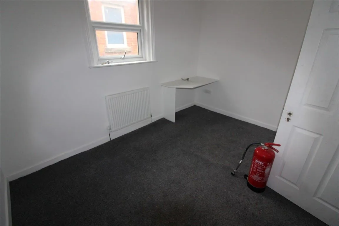 Blackpool, Lancashire, FY1 5QF - Online Auctions