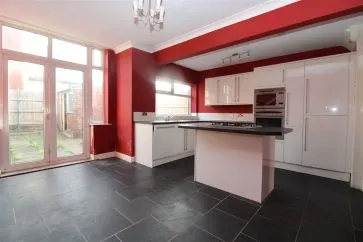 Property for Auction in North West - 6 Dinckley Grove, Blackpool, Lancashire FY1 5NL