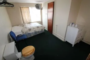 Property for Auction in North West - 25 Wellington Road, Blackpool, Lancashire FY1 6AR