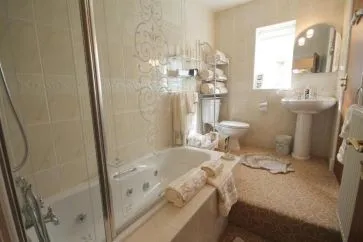 Property for Auction in North West - 384 Promenade, Blackpool, Lancashire FY1 2LB