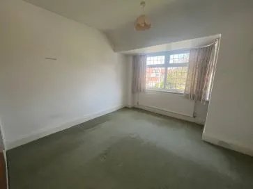 Property for Auction in North West - 15 Newby Drive, Gatley, Cheadle, Greater Manchester SK8 4EJ